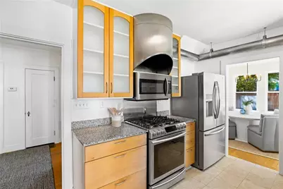 1764 Meadowdale Avenue NE, Atlanta, GA 30306 - Photo 14