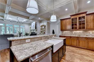 240 Wisteria Cir, Roswell, GA 30076 - Photo 18