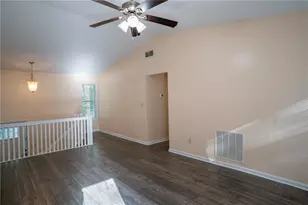 4007 Stacy Ln, Snellville, GA 30039 - Photo 12