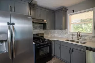 4007 Stacy Ln, Snellville, GA 30039 - Photo 8
