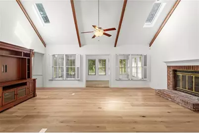 146 Lakeside Drive NW, Kennesaw, GA 30144 - Photo 12