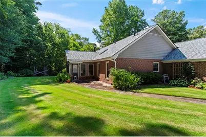 146 Lakeside Drive NW, Kennesaw, GA 30144 - Photo 24