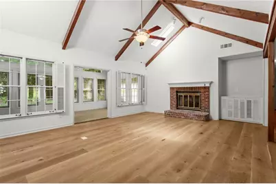 146 Lakeside Drive NW, Kennesaw, GA 30144 - Photo 8