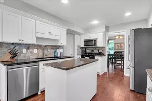 5587 Patrick Ct, Peachtree Corners, GA 30092 - Photo 10
