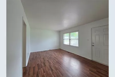 104 Delaware Avenue, Warner Robins, GA 31093 - Photo 2