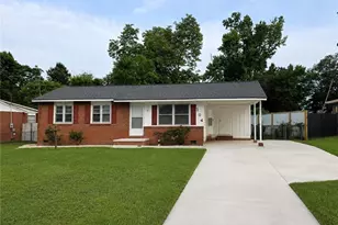 104 Delaware Ave, Warner Robins, GA 31093 - Photo 1
