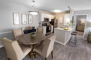 100 Ashford Gables Dr, Dunwoody, GA 30338 - Photo 2