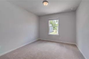 24 Camellia Dr, Fairburn, GA 30213 - Photo 14