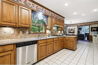 5506 Reston Court, Atlanta, GA 30338 - Photo 10