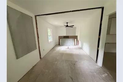 1551 Broad Street NE, Conyers, GA 30012 - Photo 4