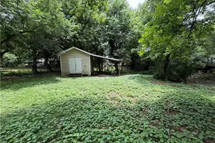 1551 Broad St NE, Conyers, GA 30012 - Photo 10