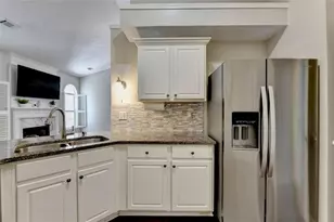 572 Staghorn Ln, Suwanee, GA 30024 - Photo 32