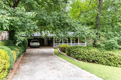 1025 Vistavia Circle, Decatur, GA 30033 - Photo 2