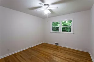 1025 Vistavia Cir, Decatur, GA 30033 - Photo 40