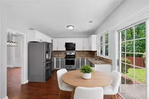 535 Arncliffe Ct, Johns Creek, GA 30005 - Photo 8