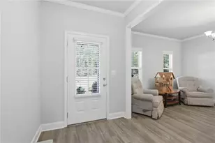 4042 Windsor Tr, Gainesville, GA 30506 - Photo 4