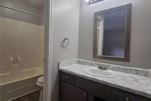 909 Ohara Dr, Jonesboro, GA 30236 - Photo 10