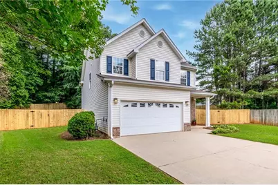 134 Lexington Parke Drive, Woodstock, GA 30189 - Photo 2