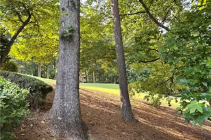 10250 Kinross Rd, Roswell, GA 30076 - Photo 46