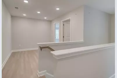 122 Bluffington Way, Marietta, GA 30066 - Photo 12
