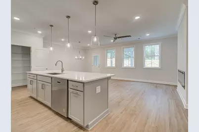 122 Bluffington Way, Marietta, GA 30066 - Photo 8