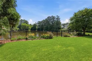 1072 Moores Walk Ln, Suwanee, GA 30024 - Photo 54