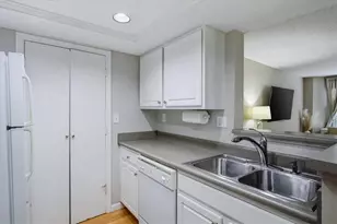 3069 Chastain Park Ct NE, Atlanta, GA 30342 - Photo 8