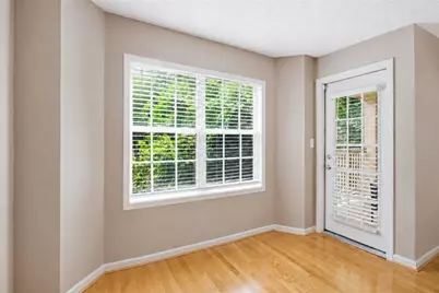3069 Chastain Park Court NE, Atlanta, GA 30342 - Photo 4