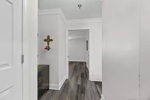 300 Johnson Ferry Rd, Atlanta, GA 30328 - Photo 4