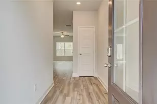 3769 Ivy Cottage Dr, Snellville, GA 30039 - Photo 2