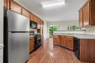 372 Creek Manor, Suwanee, GA 30024 - Photo 8
