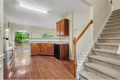 372 Creek Manor, Suwanee, GA 30024 - Photo 6
