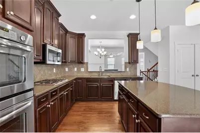 2110 Westhill Dr SE, Smyrna, GA 30082 - Photo 8