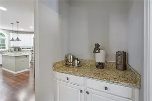 230 Park Creek Dr, Alpharetta, GA 30005 - Photo 16