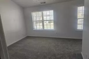 9432 Lakeview Rd, Union City, GA 30291 - Photo 6
