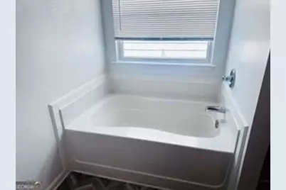9432 Lakeview Road, Union City, GA 30291 - Photo 6