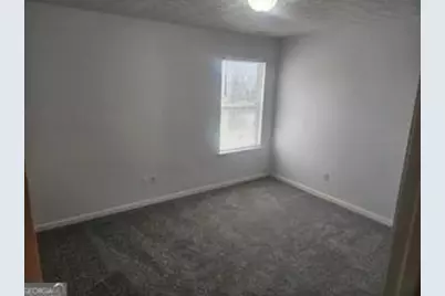 9432 Lakeview Road, Union City, GA 30291 - Photo 10