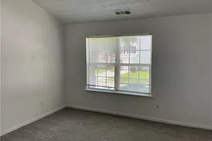 9432 Lakeview Rd, Union City, GA 30291 - Photo 10