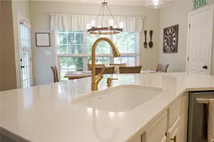 1807 Hidden Springs Walk SE, Smyrna, GA 30082 - Photo 6