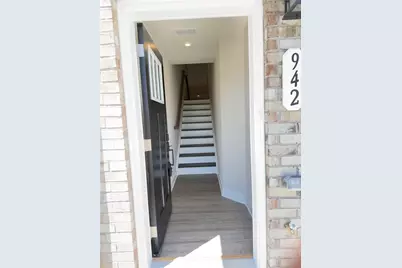 942 Sugar Vista Circle, Sugar Hill, GA 30518 - Photo 4