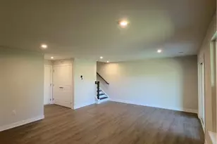 942 Sugar Vista Cir, Sugar Hill, GA 30518 - Photo 6