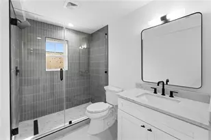 1696 Dunwoody Pl, Atlanta, GA 30324 - Photo 52
