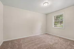 3985 Lookout Point Dr, Marietta, GA 30066 - Photo 18