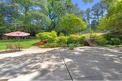 2965 Pharr Court South NW #817, Atlanta, GA 30305 - Photo 16