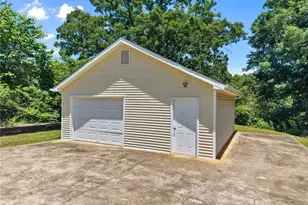 3883 Sloan Mill Rd, Gainesville, GA 30507 - Photo 12