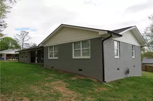 618 Hillside Dr, Cedartown, GA 30125 - Photo 6