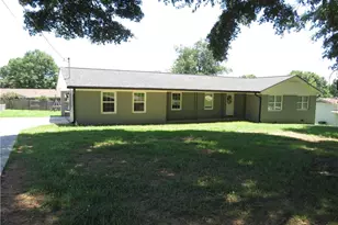 618 Hillside Dr, Cedartown, GA 30125 - Photo 2