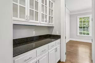 2181 McKinley Rd NW, Atlanta, GA 30318 - Photo 32