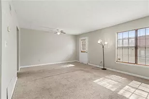 2637 Lantern Ln, Atlanta, GA 30349 - Photo 4