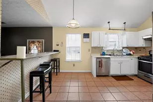 385 Creekview Blvd, Covington, GA 30016 - Photo 6